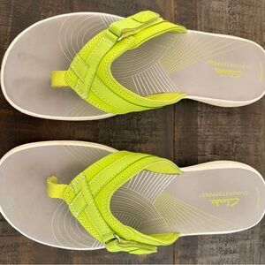 Clarks Lime Green Flip Flops